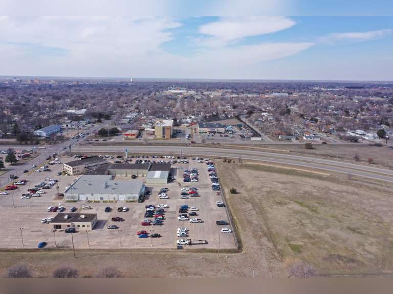 1.18 Acres Industrial Land in Hutchinson, Kansas J.P. Weigand & Sons, Inc. Auction Division