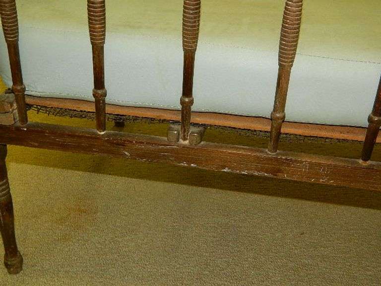 Crib Wolfe Auction & Realty, LLC