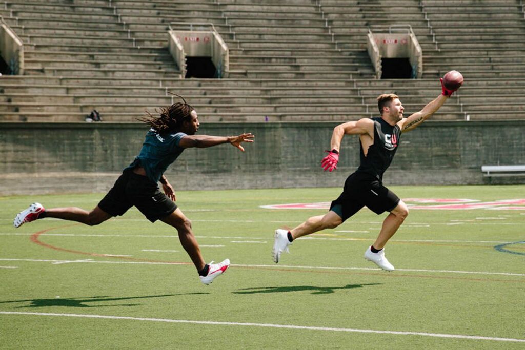 CoachUp Nation Football Tips How To Run The Slant Route