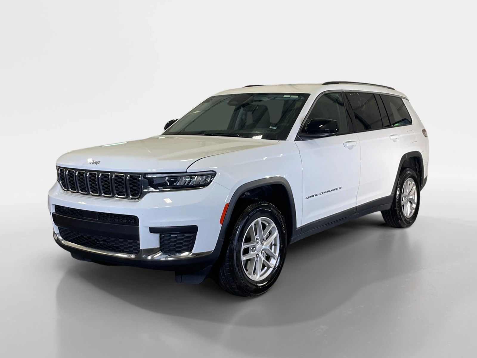 2023 Jeep Grand Cherokee Starts at 284/mo 38,133 mi White