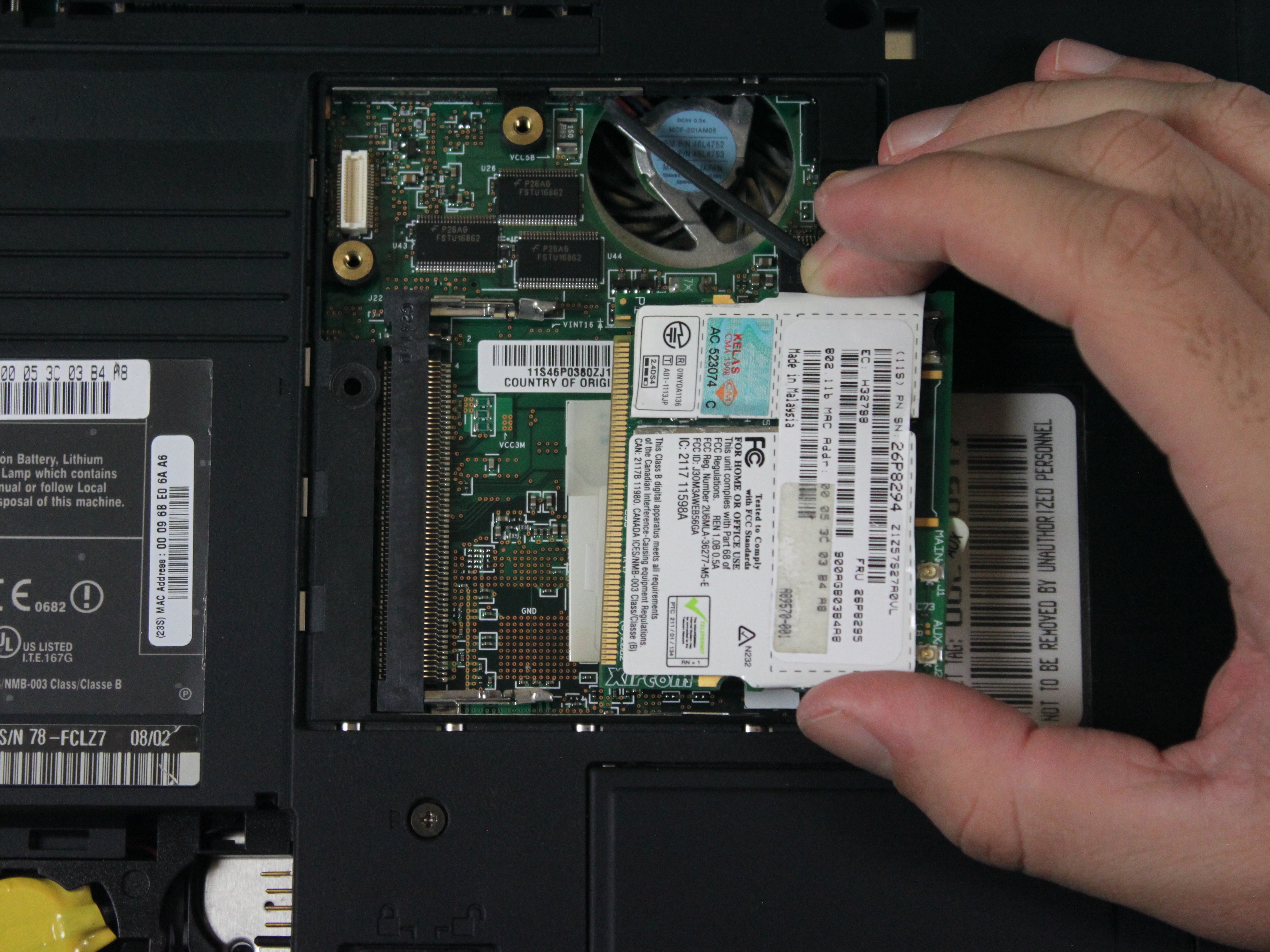 IBM ThinkPad T30 Wireless Card Replacement iFixit Repair Guide