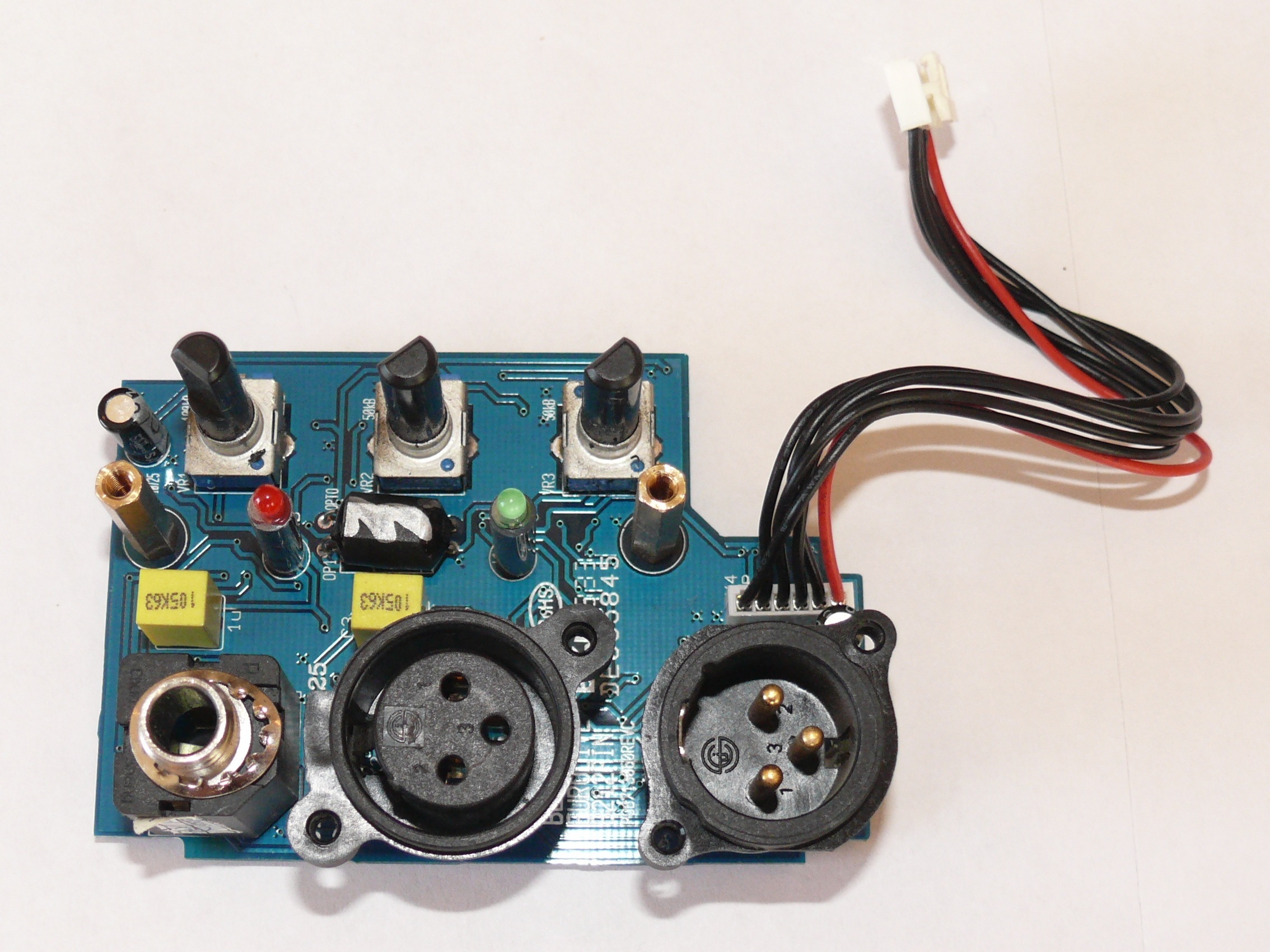Behringer Eurolive B212D Control PCB Replacement - iFixit Repair Guide
