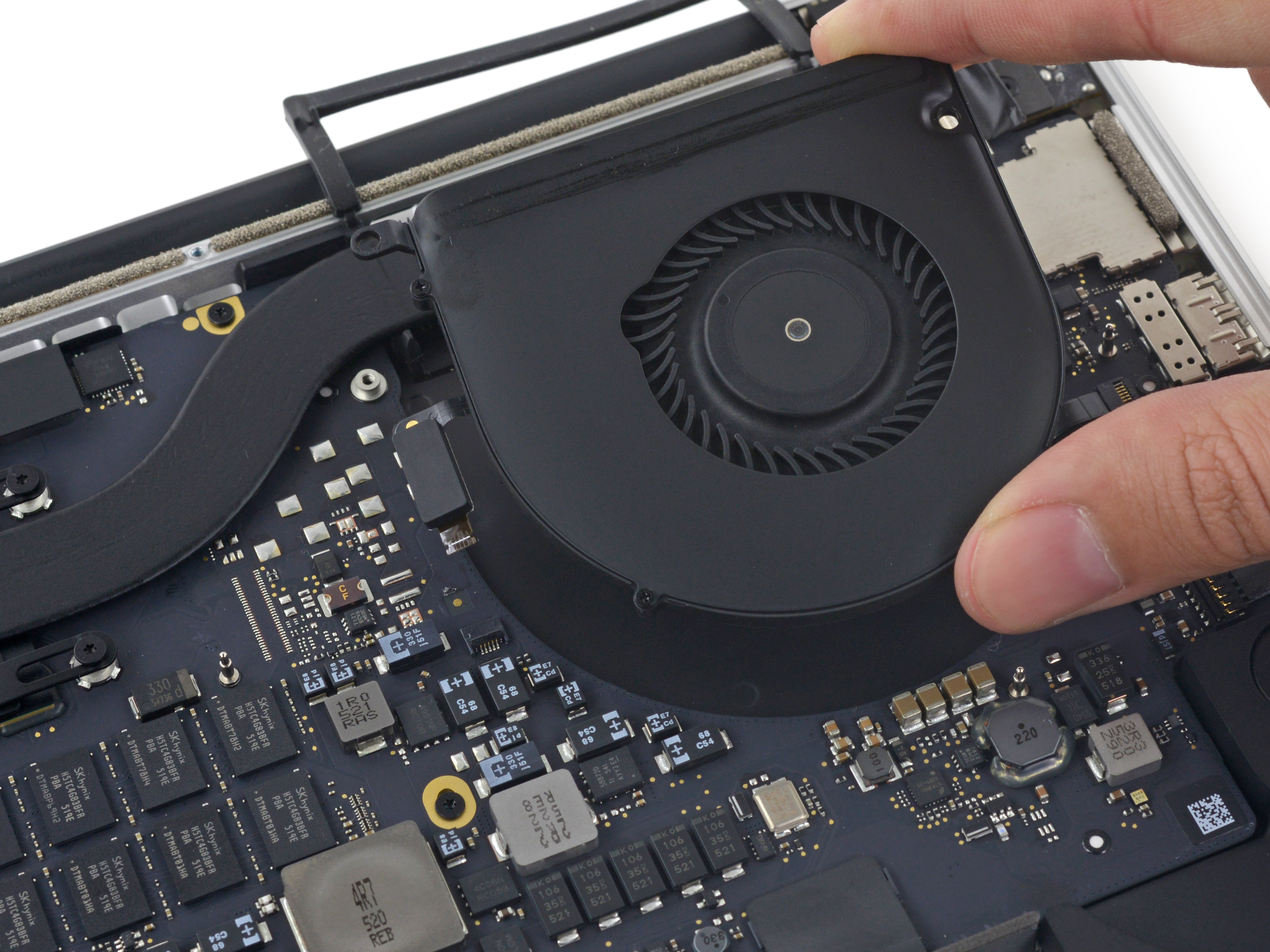MacBook Pro 15" Retina Display Mid 2015 Left Fan Replacement iFixit