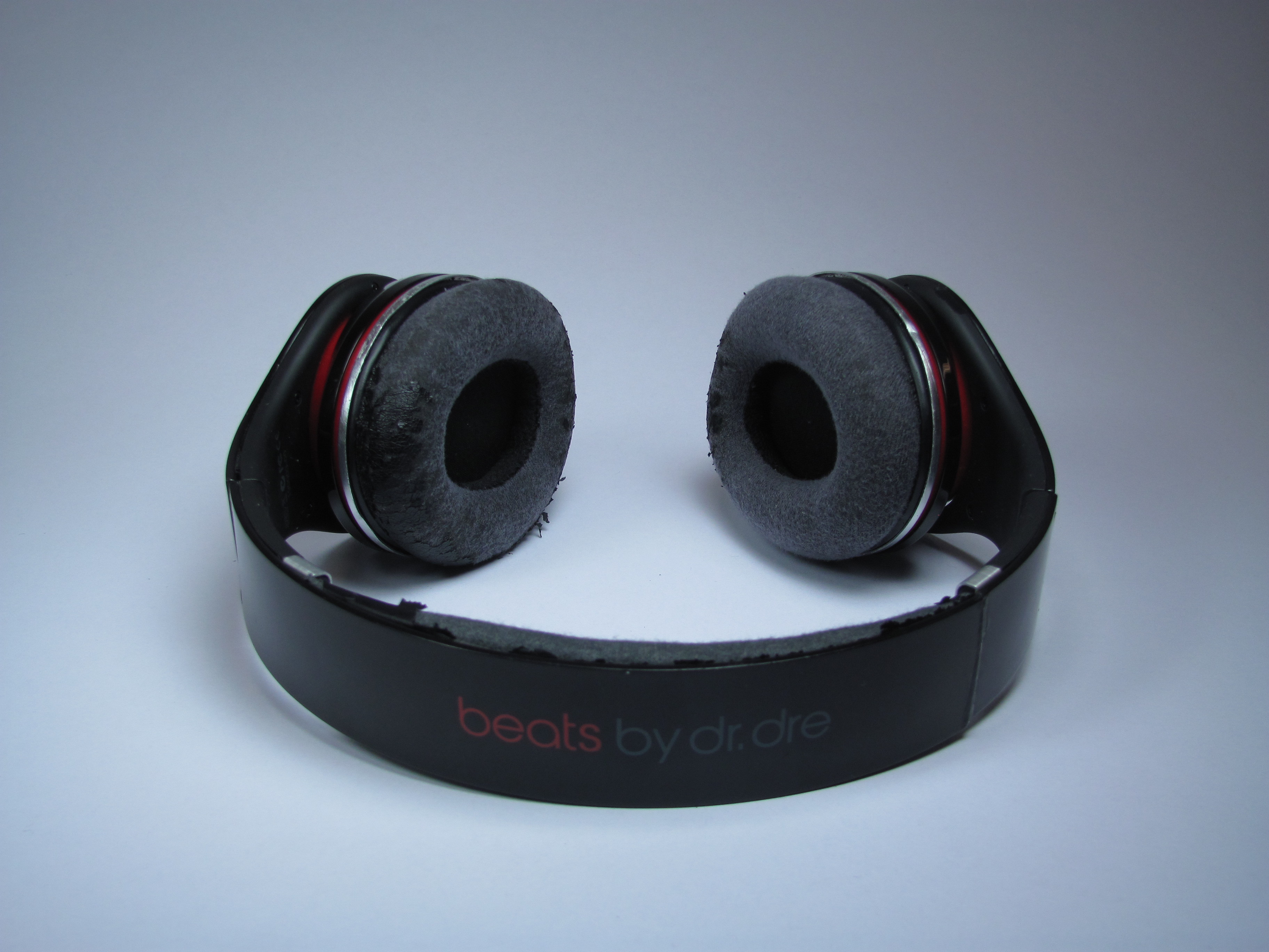 Beats Studio First Generation Headband Replacement iFixit Repair Guide