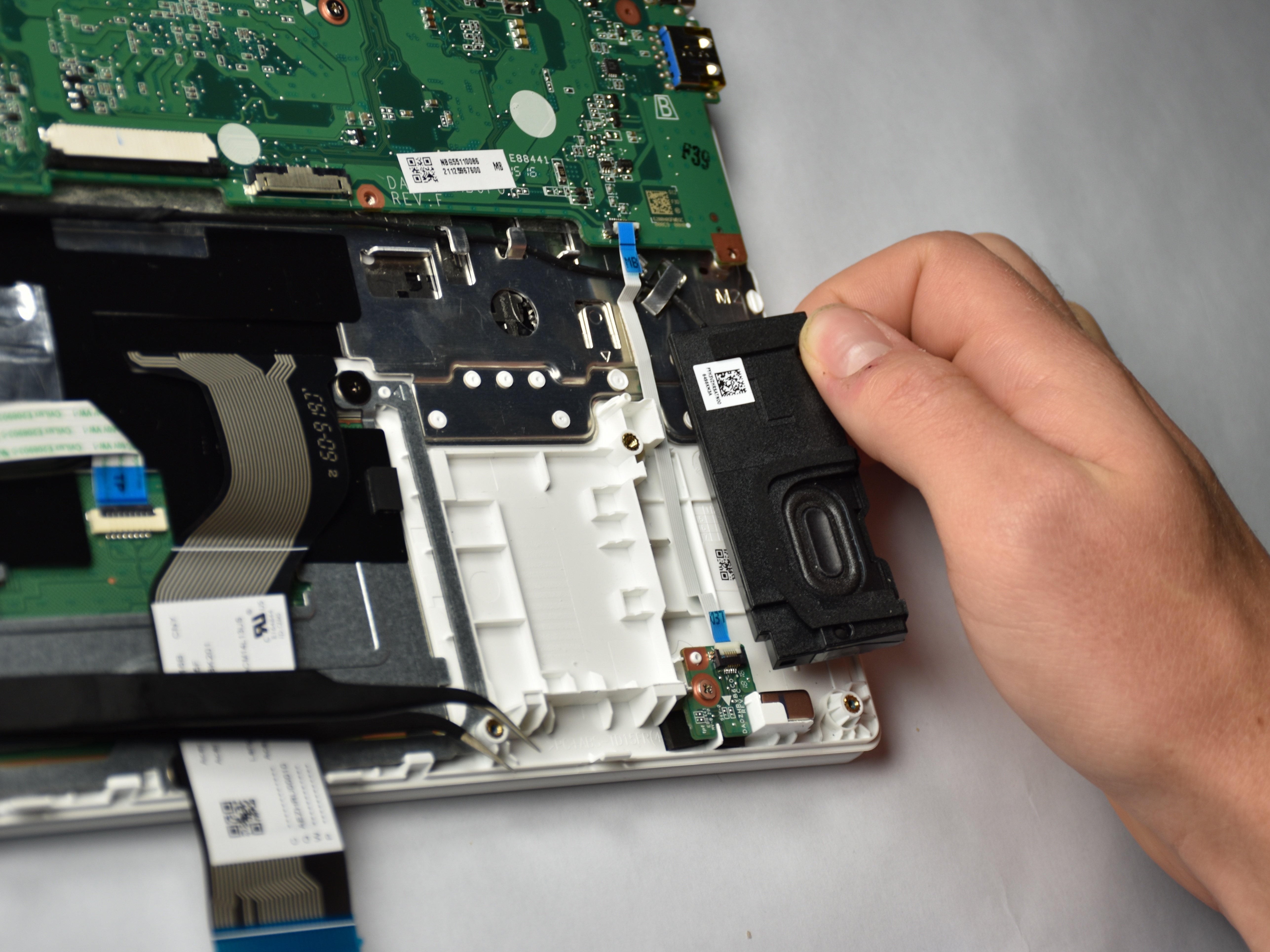 Acer Chromebook R11 CB5132TC1LK Speakers Replacement iFixit Repair Guide