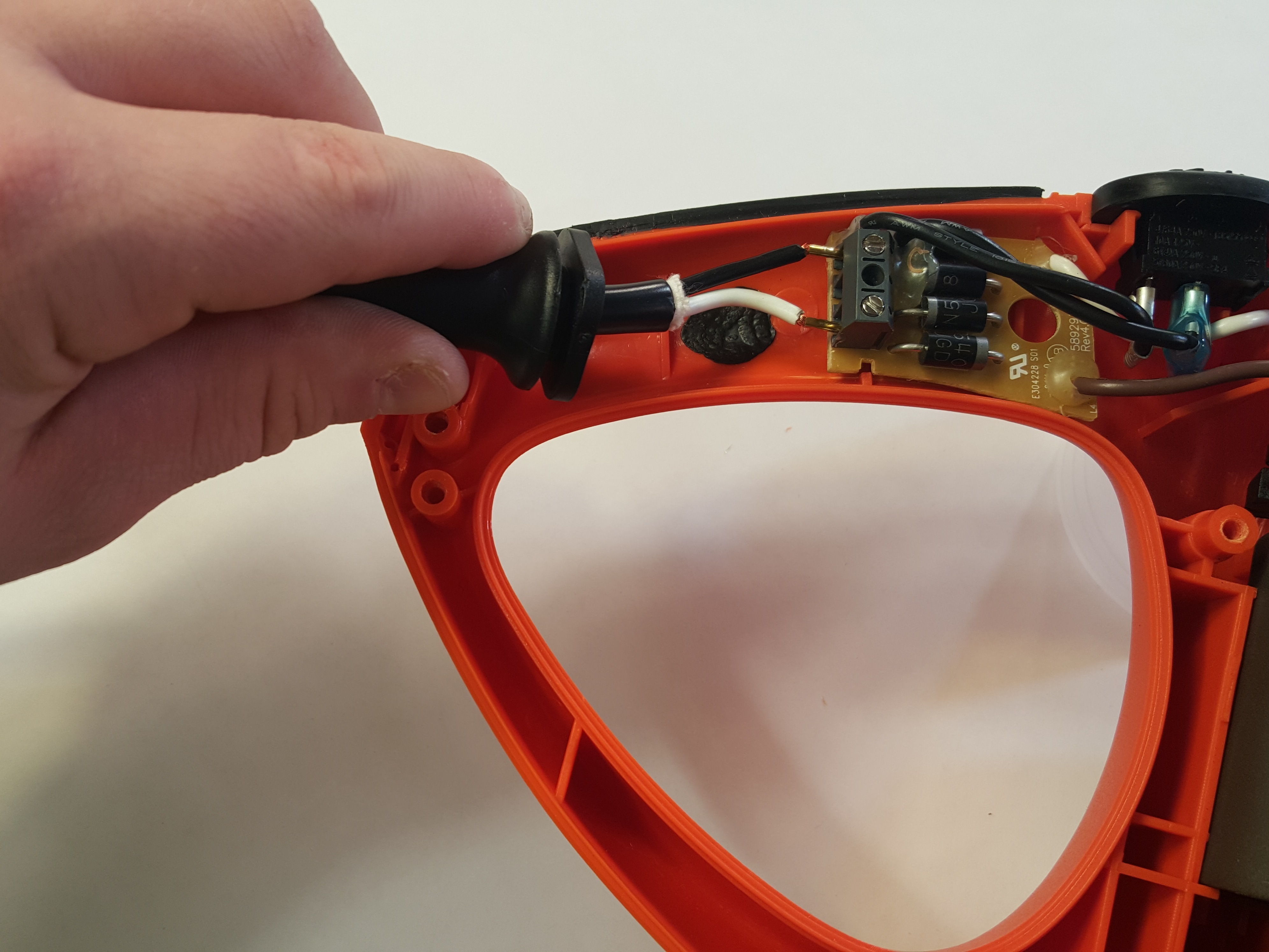 Black and Decker WP900 Power Cord Replacement iFixit Repair Guide