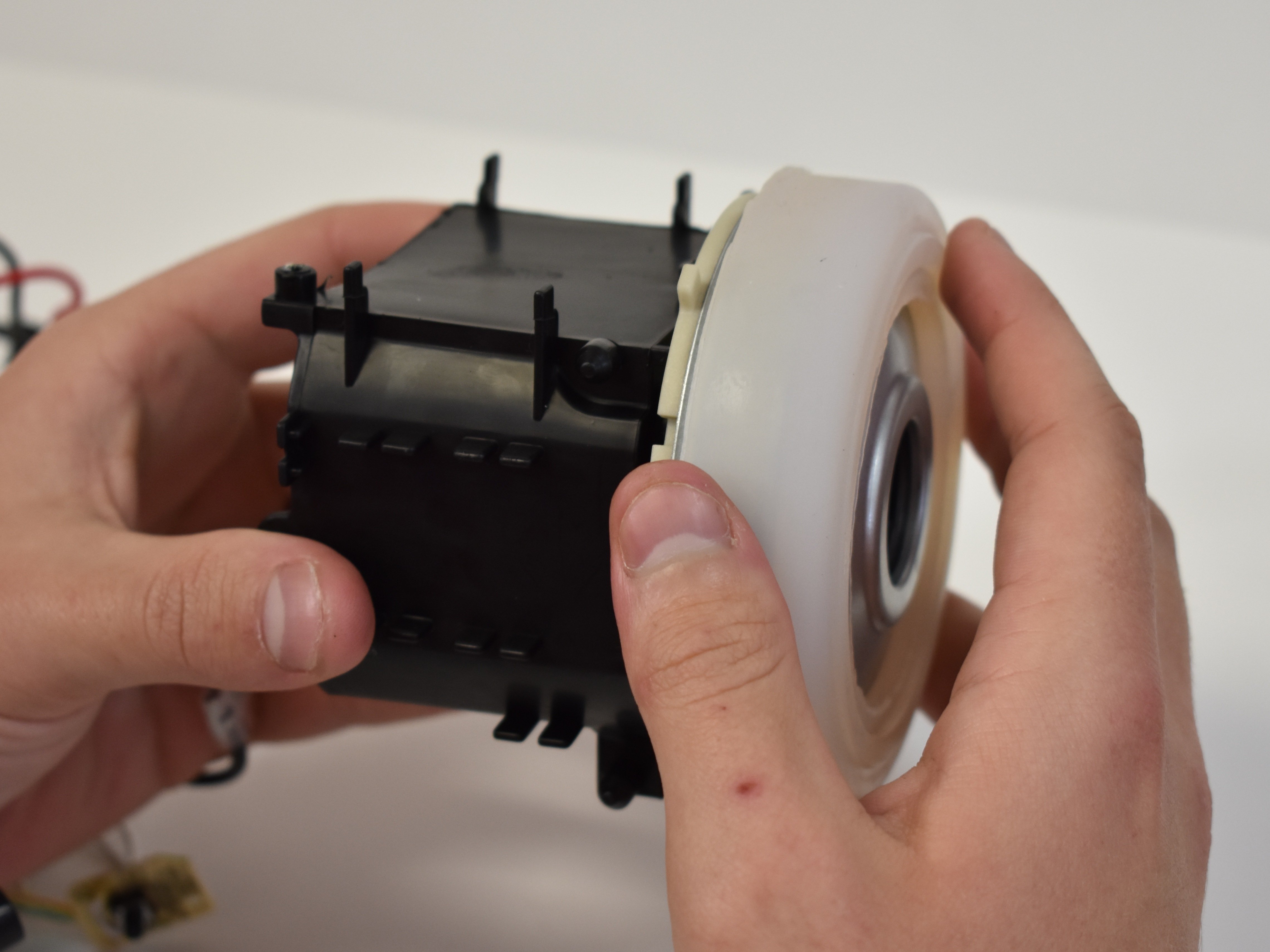 Bissell Pet Hair Eraser Vacuum Motor Replacement - iFixit Repair Guide