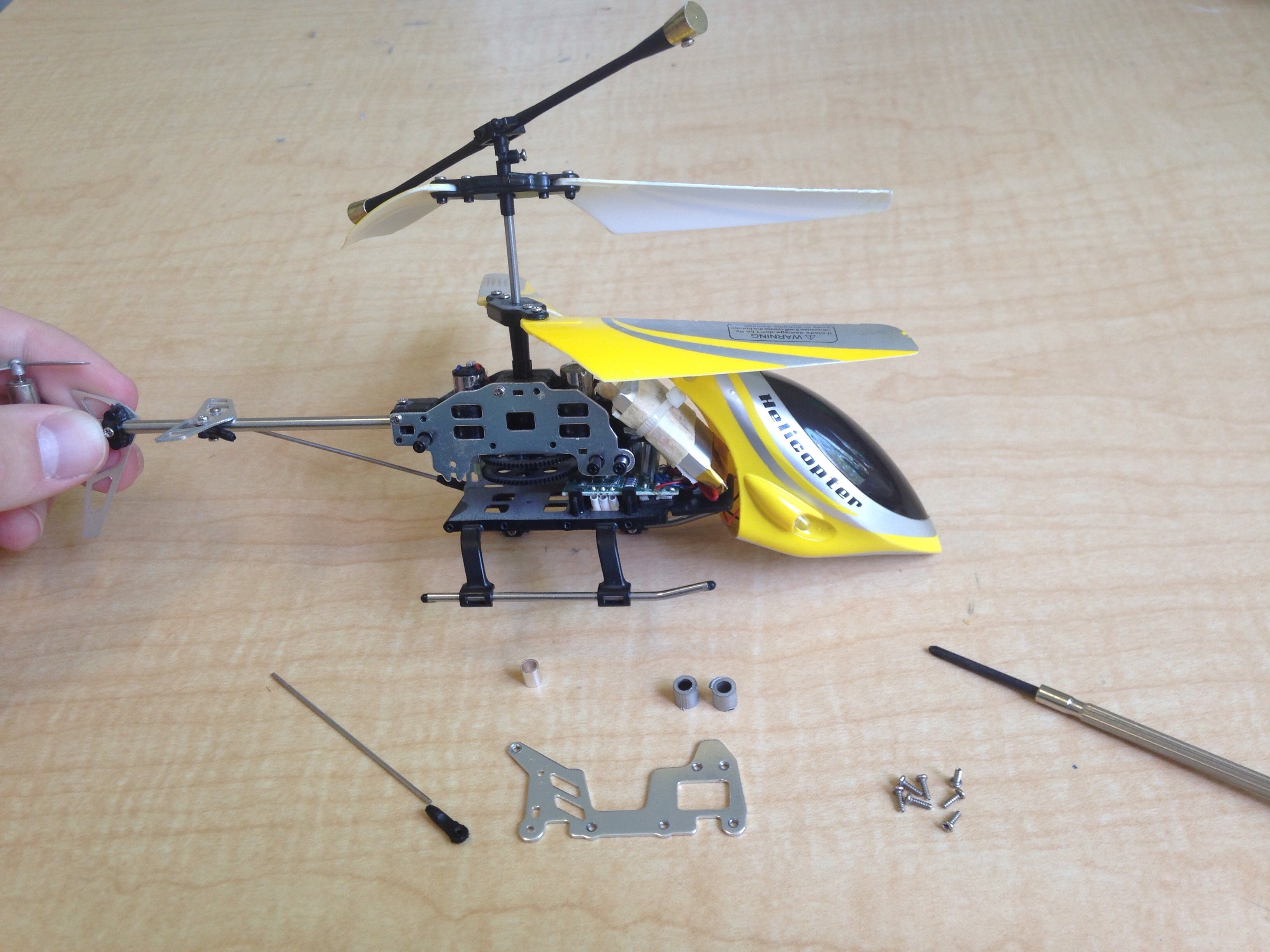 How to Repair Displaced Engine Gears in a Remote Controlled Helicopter