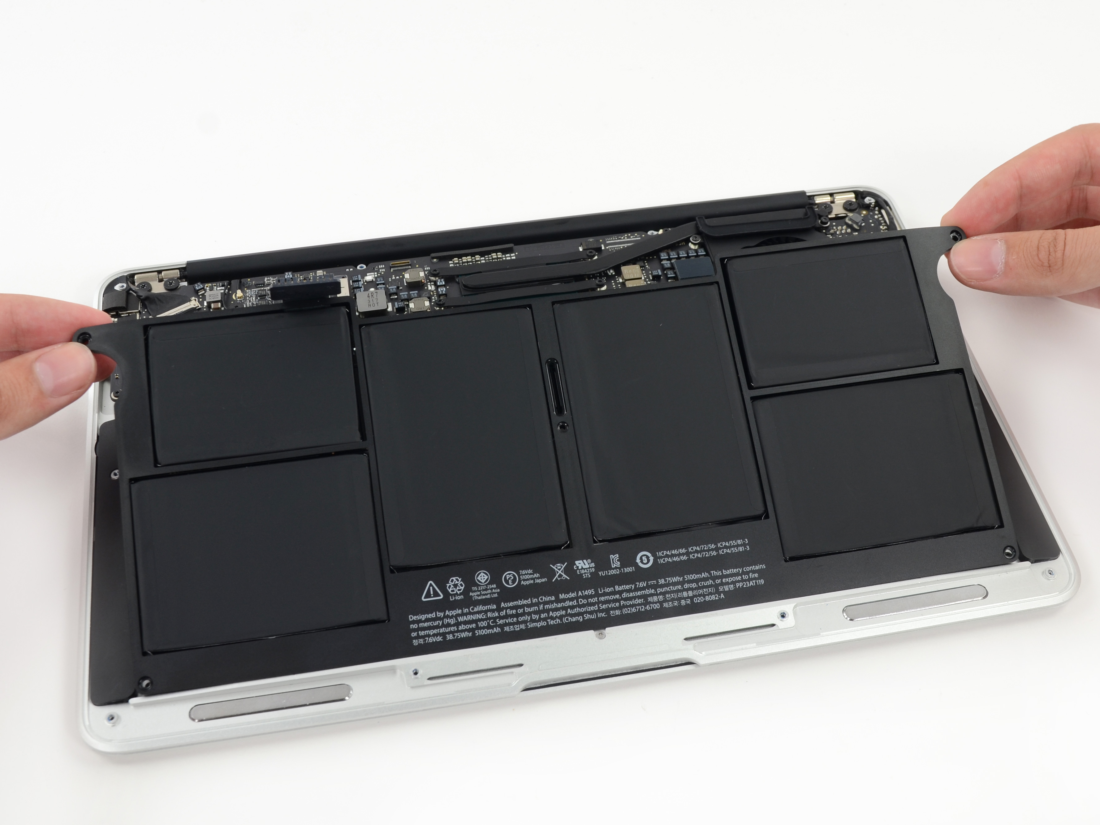 MacBook Air 11" Early 2015 Battery Replacement iFixit Repair Guide