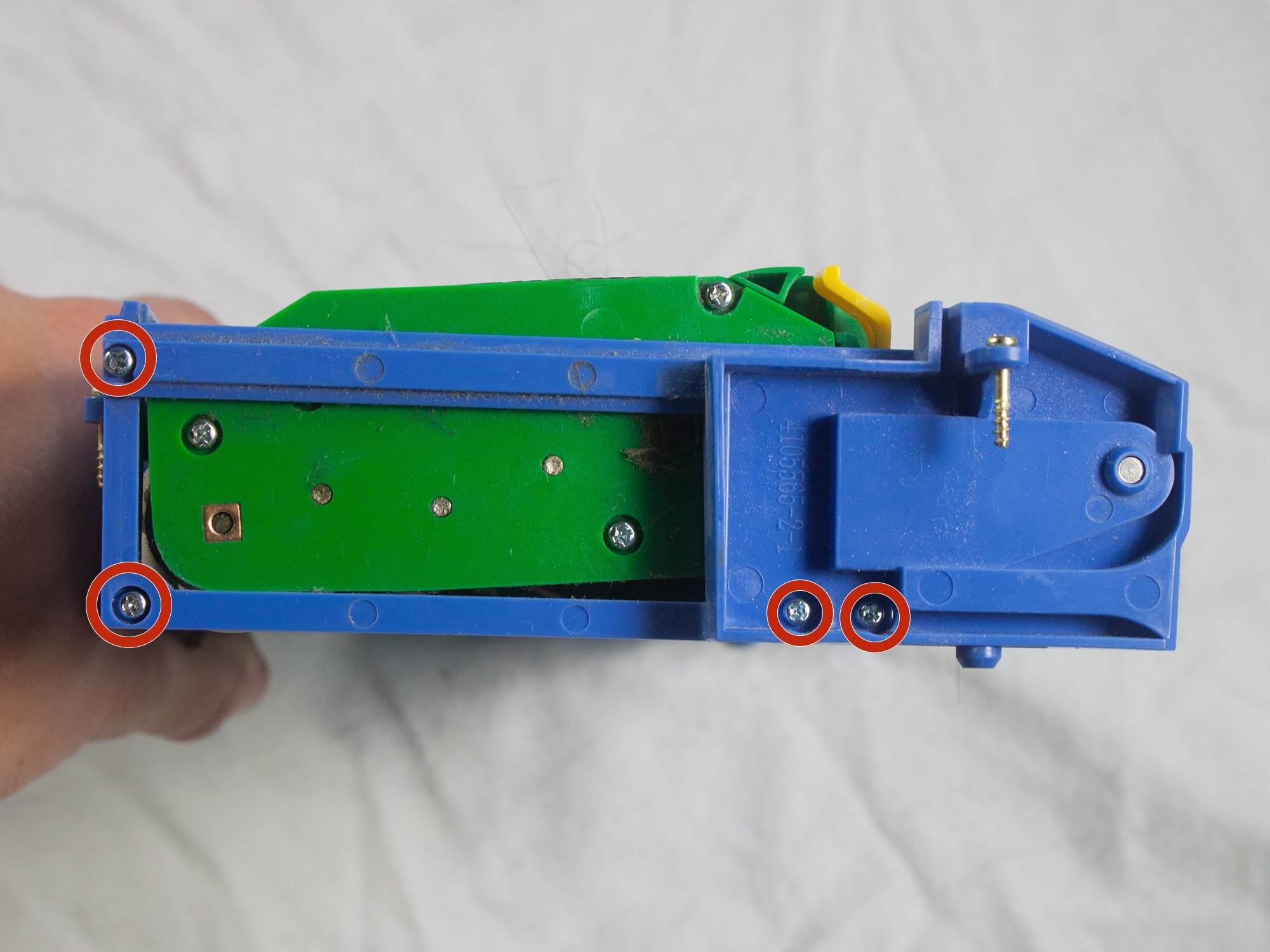 iRobot Roomba 551 Main Brush Motor Replacement - iFixit Repair Guide