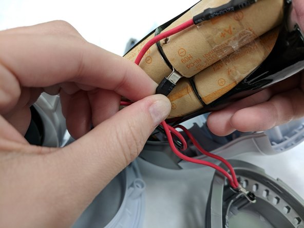 Black and Decker Dustbuster CHV1510 Battery Pack Replacement - iFixit