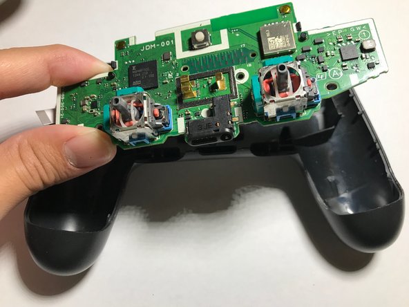 How To Take Apart A Ps4 Controller