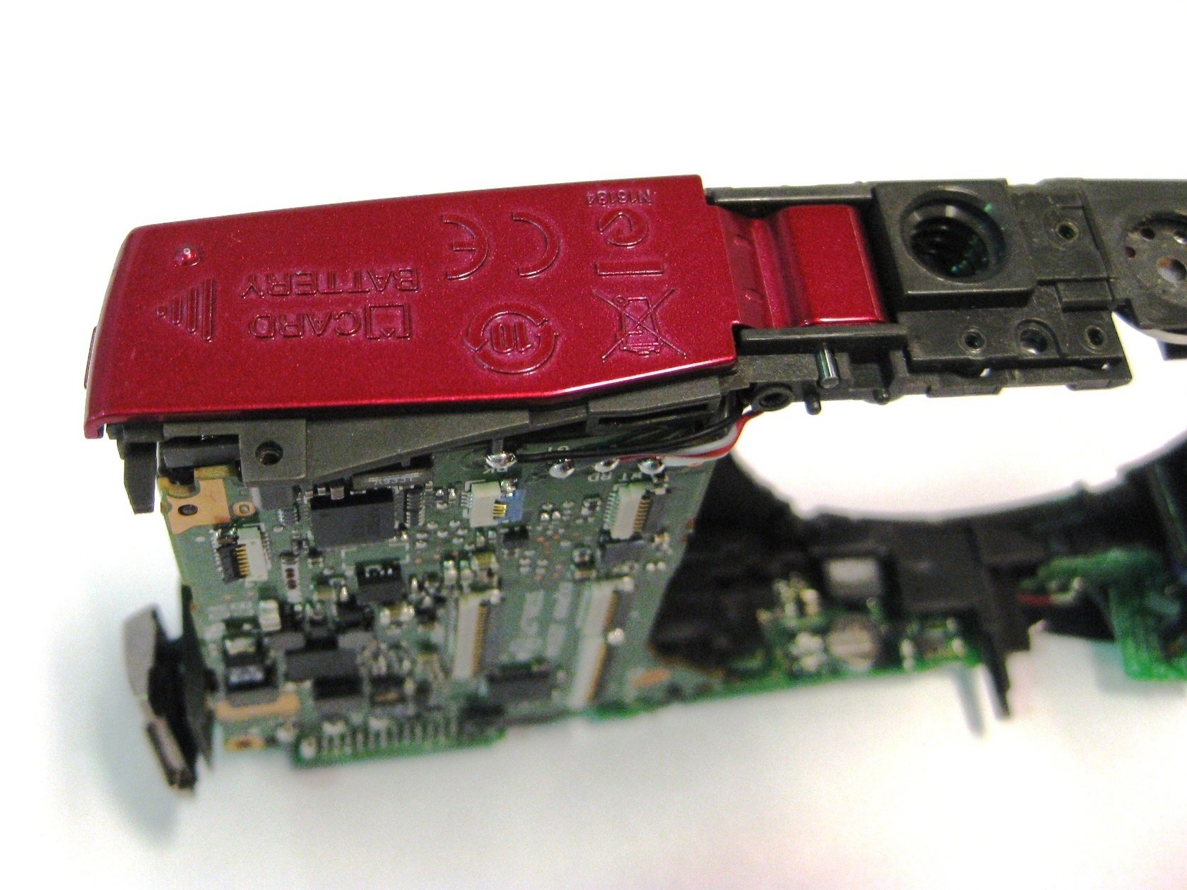 Nikon Coolpix S630 Battery Cover Door Replacement - iFixit Repair Guide