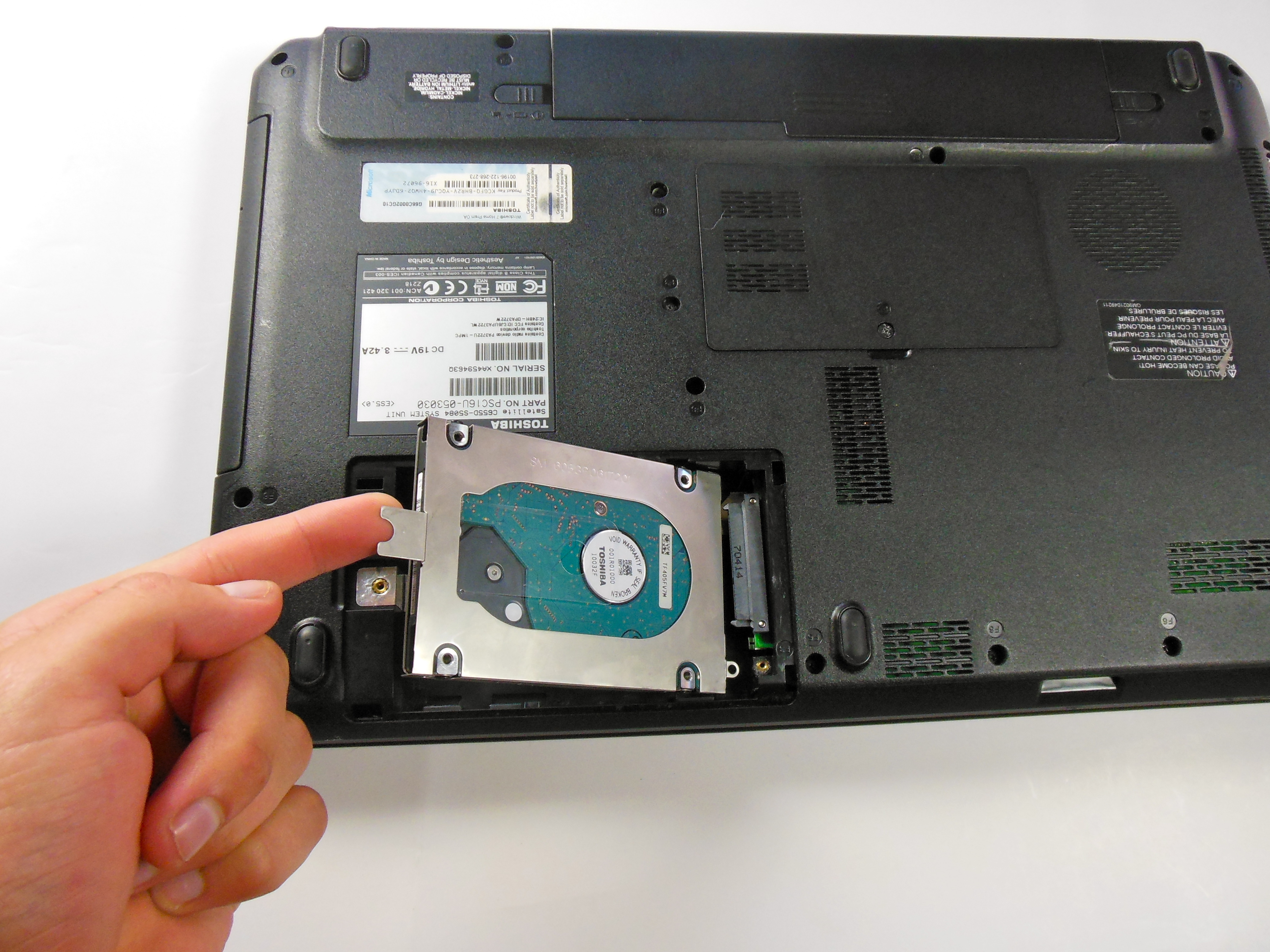 Toshiba Satellite C655DS5084 Hard Drive Replacement iFixit Repair Guide