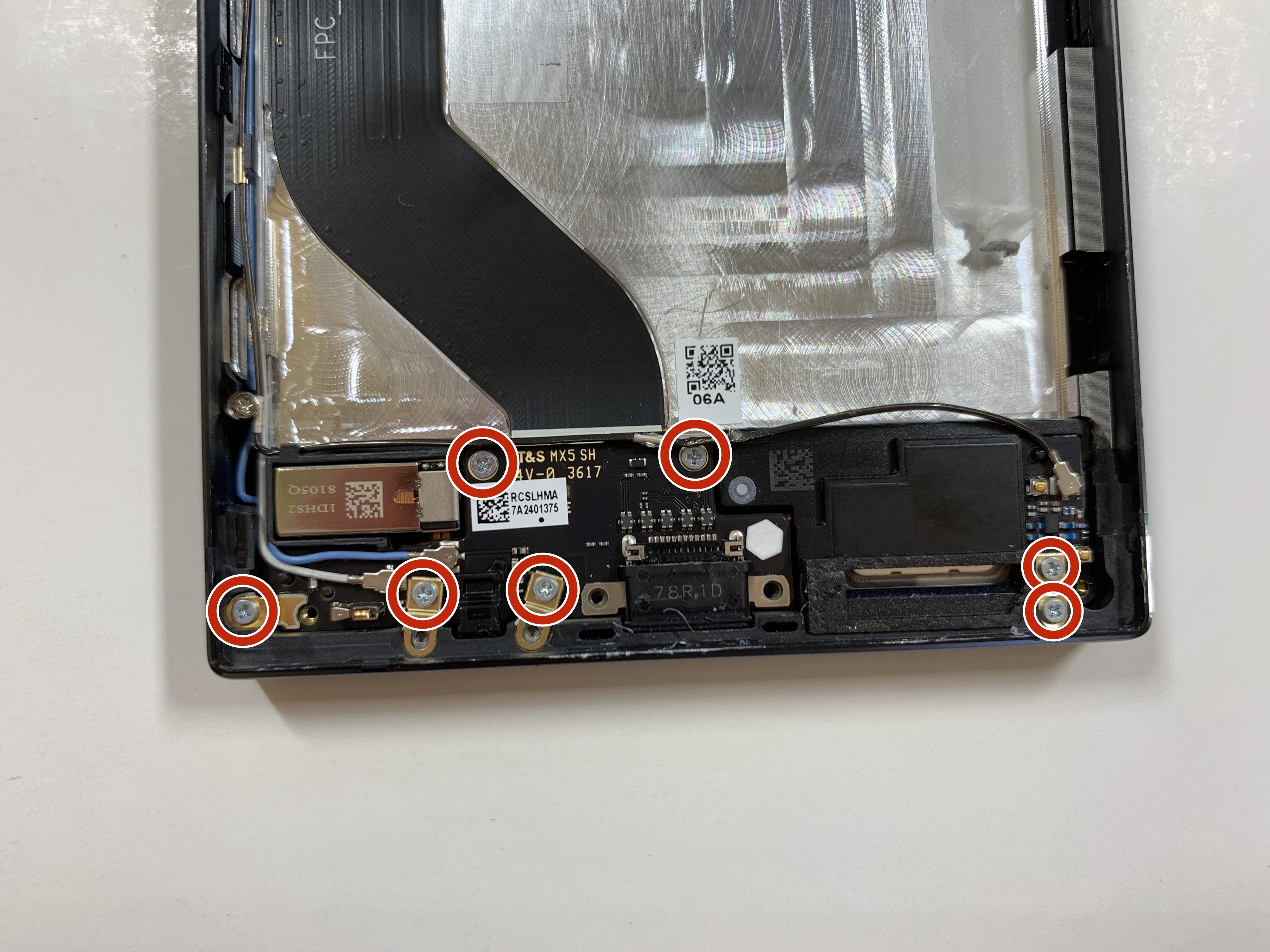 Razer Phone Charging Port Replacement - iFixit Repair Guide