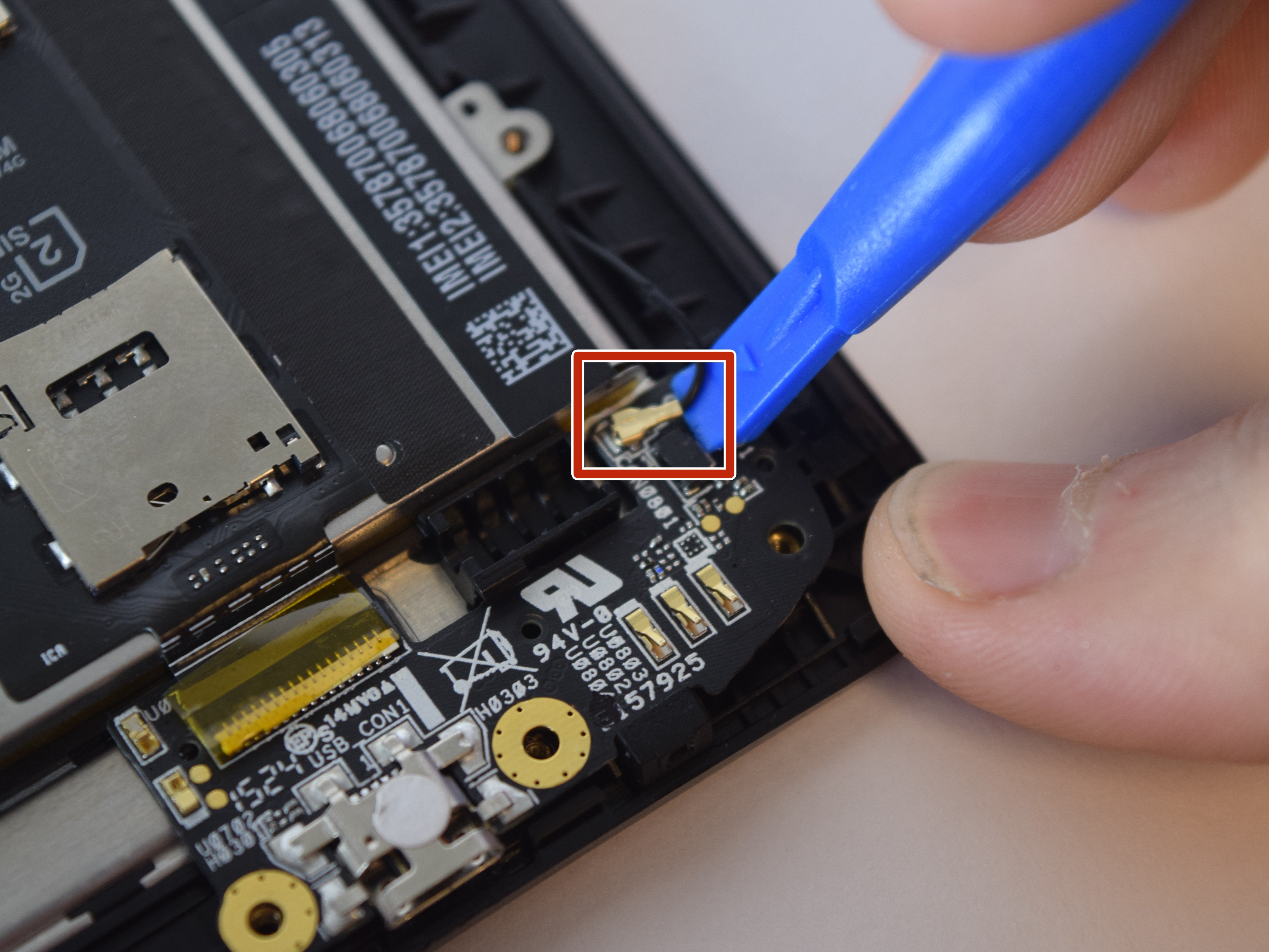 Asus ZenFone 2 Antenna Replacement iFixit Repair Guide