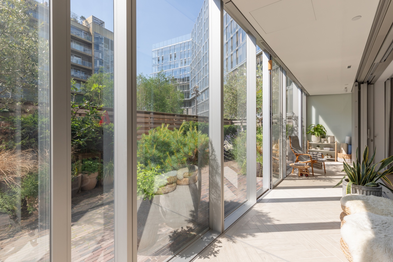 L000746 Battersea Power Station