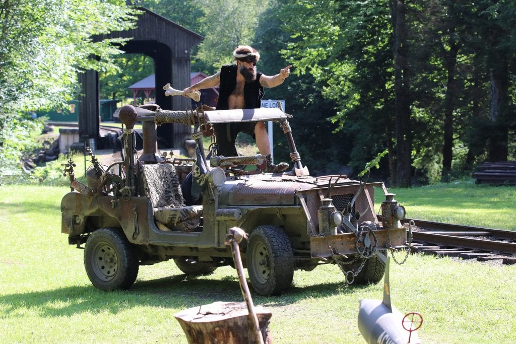 Family Fun at Clark's Bears Western White Mountain Chamber