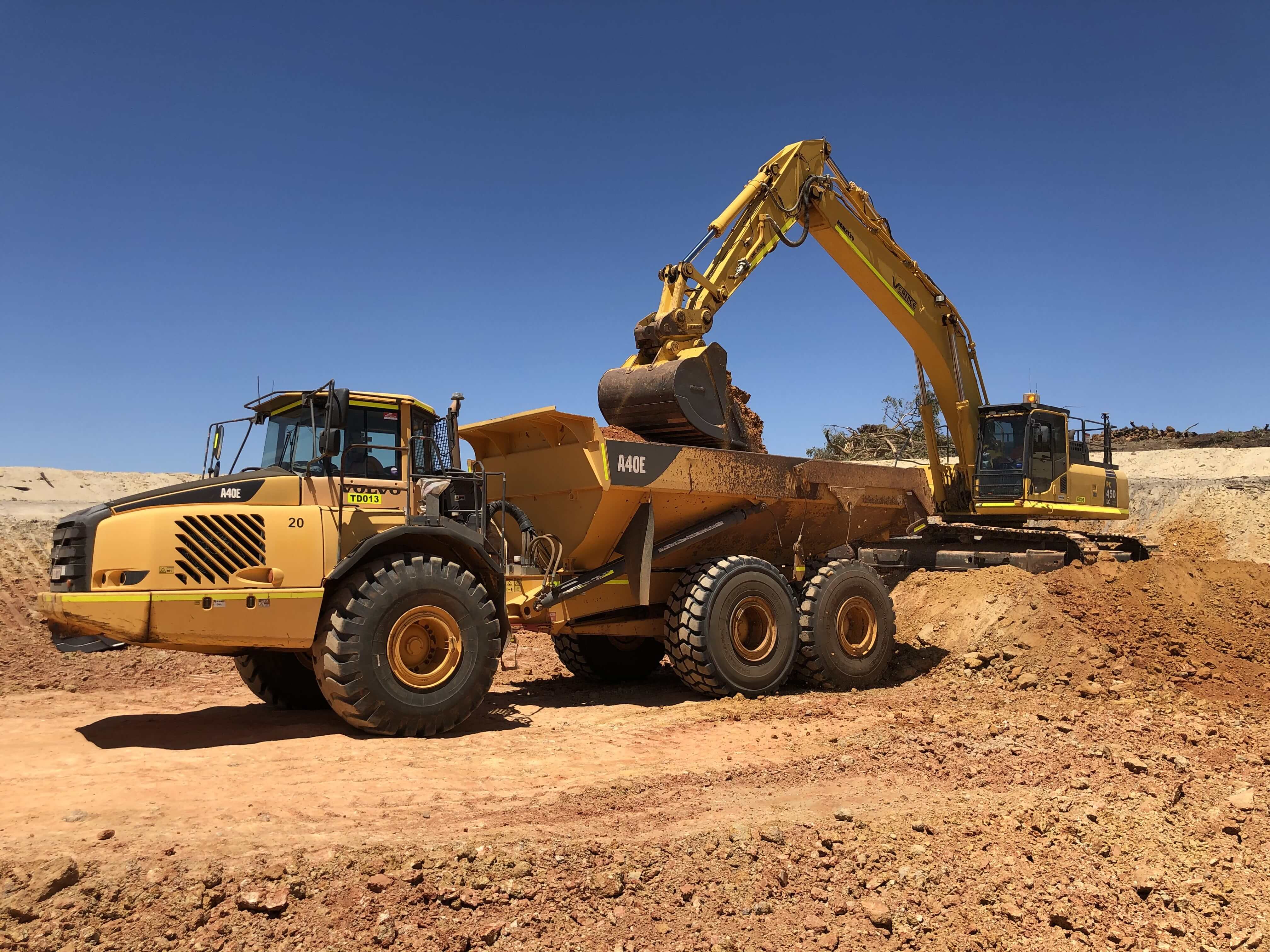 45 tonne Excavator Hire Vernice