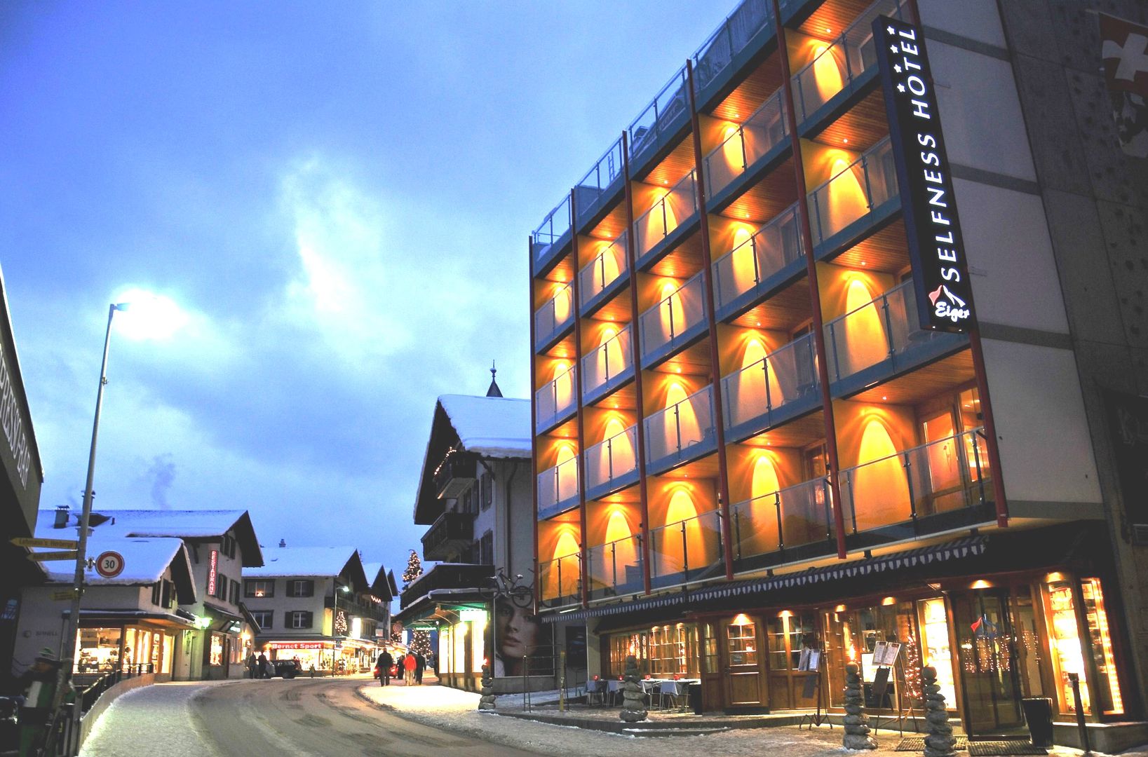 Luxury Eiger Selfness Hotel, Grindelwald J2Ski