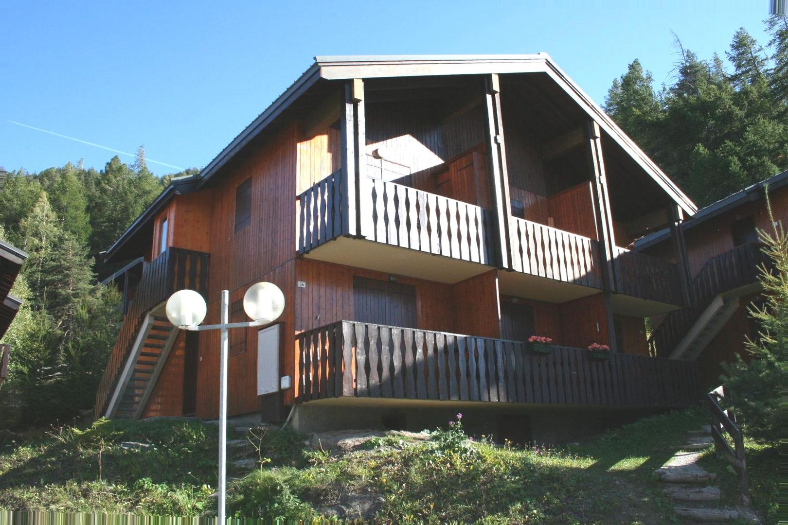 Simply Alpine Chalets Ski chalets & apartments in La Norma