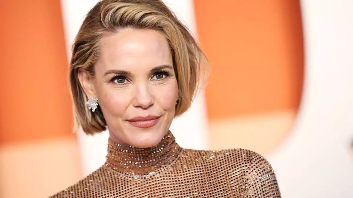Effortlessly Chic: The Rise of the Slicked-Back Micro Bob