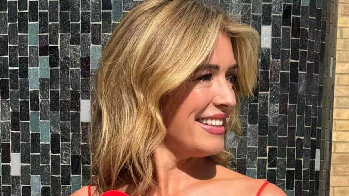 Radiant Red: How Cat Deeley Sets a Summer Style Standard