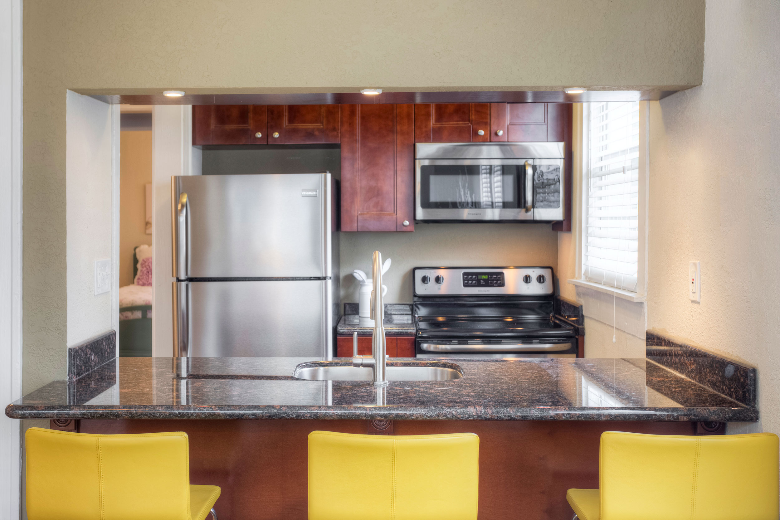 Piccadilly Flats 1 Bed Apartments in Hyde Park McKinley McKinley