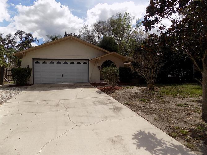 8490 Day St, Spring Hill, FL 34606