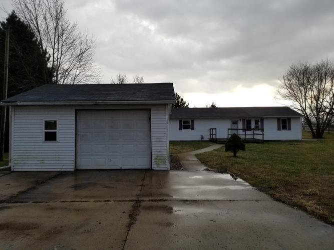 14075 Deerview Ln, Rudolph, OH 43462