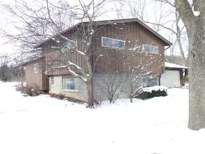 7459 N Chadwick Rd, Glendale, WI 53217 7459 N Chadwick Rd, Glendale, WI 53217