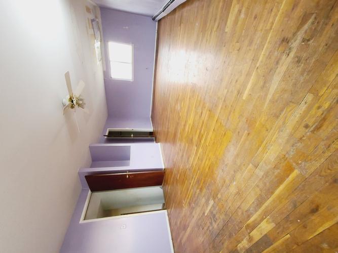 47 Kingston Ave, South Floral Park, NY 11001