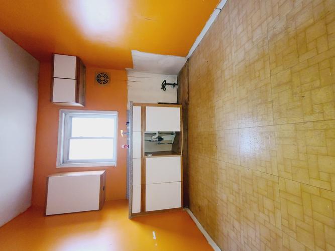 47 Kingston Ave, South Floral Park, NY 11001