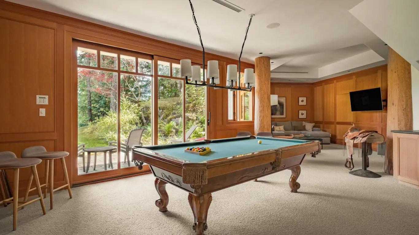 Blueberry Estate Whistler Ultra Luxury Vacation Homes LVH