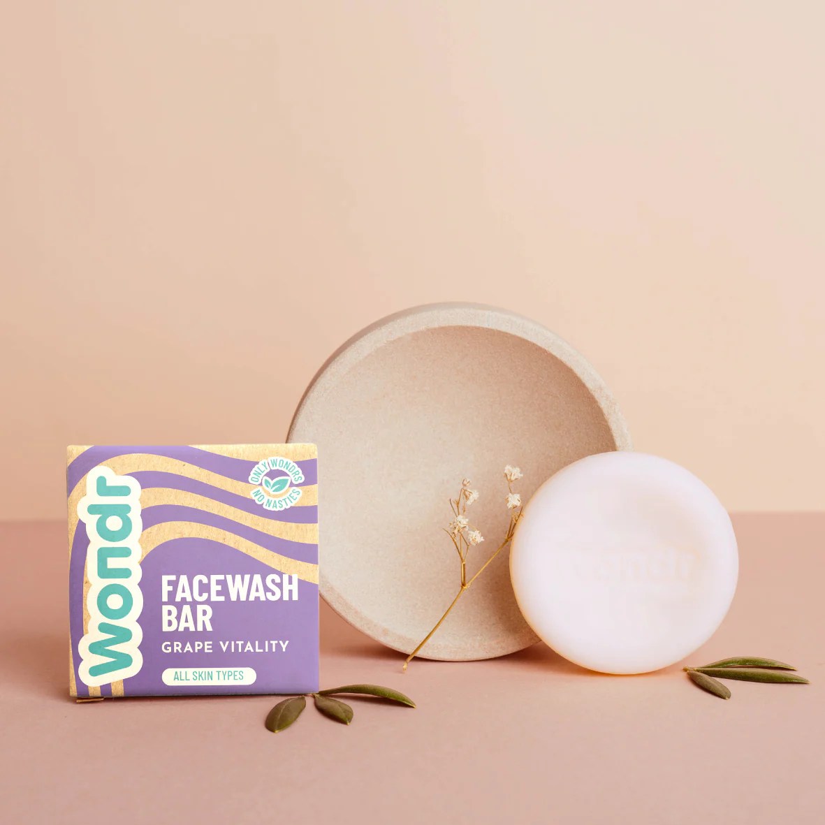 WONDR Grape Vitality Facewash bar Orange & B