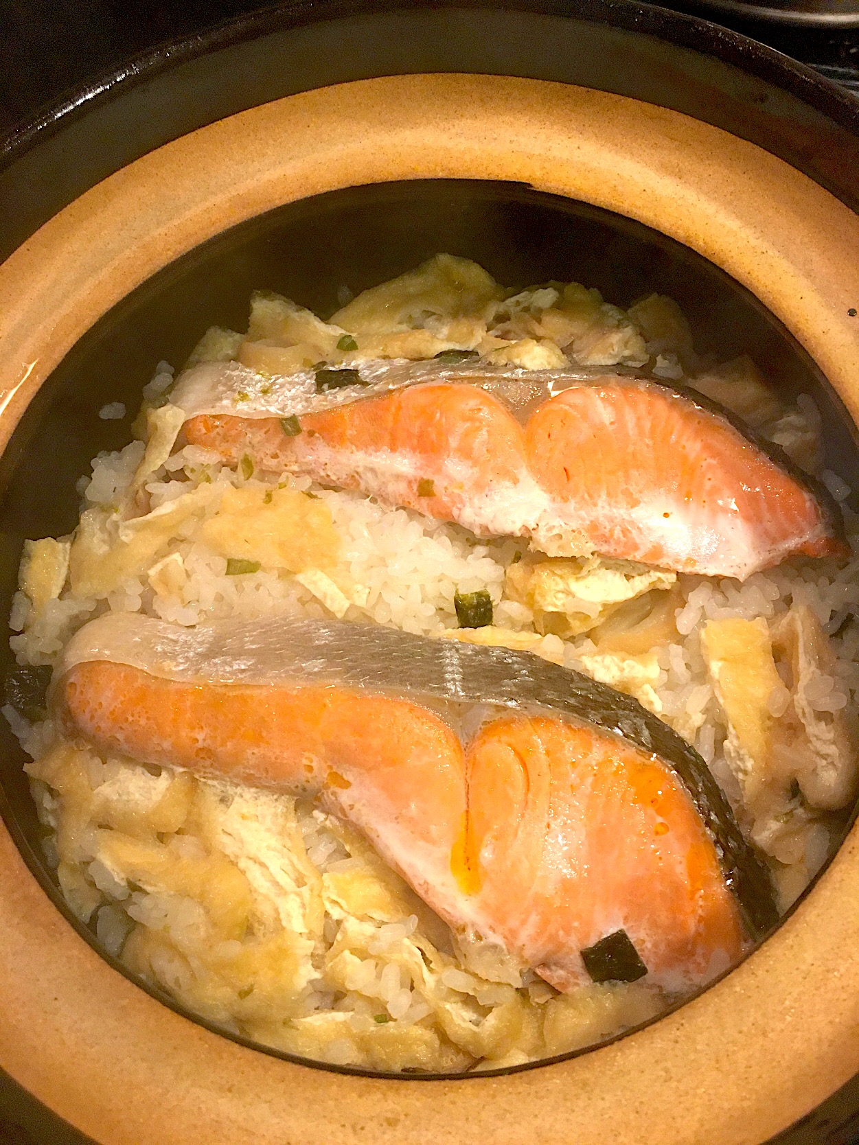 家事ヤロウ】簡単炊き込みご飯「松茸風炊き込みご飯」の作り方 | グレンの気になるレシピ 永谷園のCmレシピ。 松茸のお吸い物で、鮭ごはん? ／ 炊き込み＆混ぜご飯グランプリ【ヤマサ醤油株式会社】