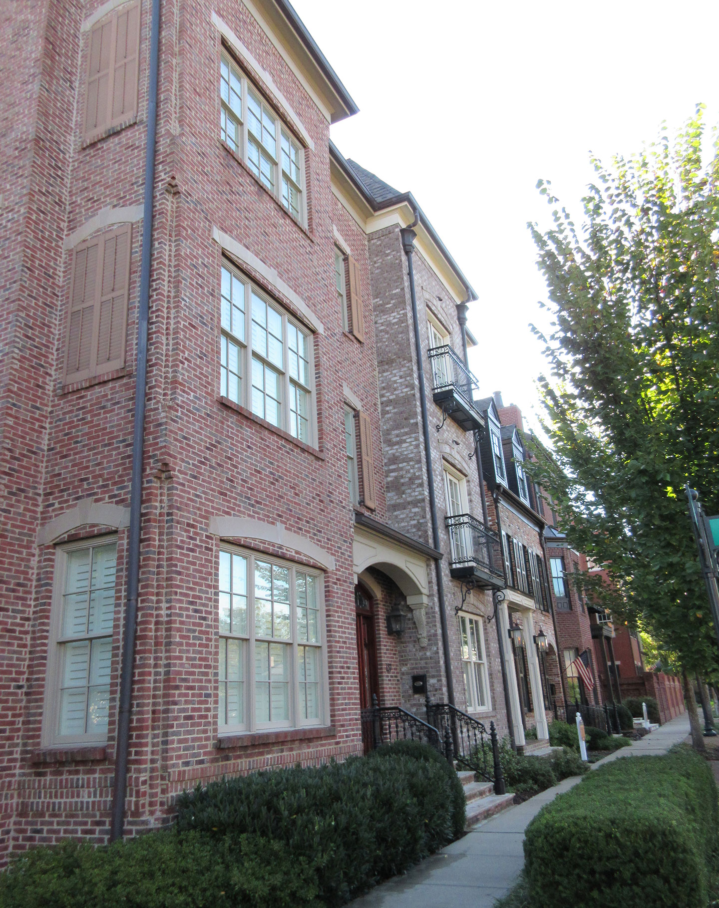 The Brownstones D9 Development