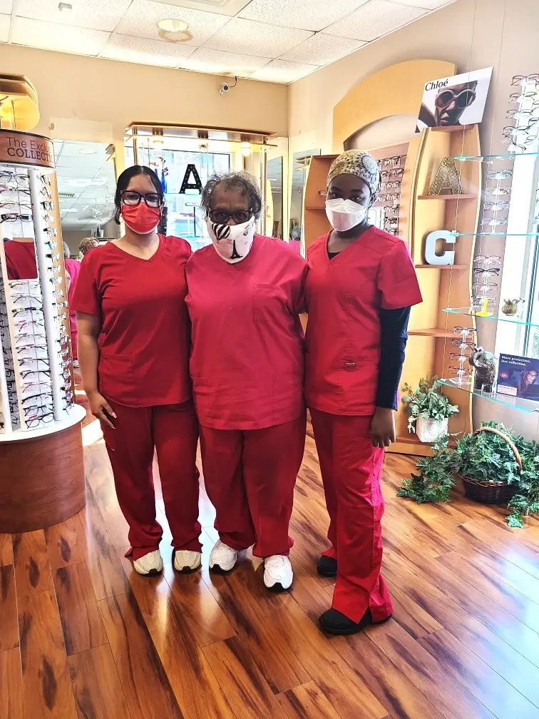 The Eye Care Team at Advantage Vision Center in Uptown Charlotte