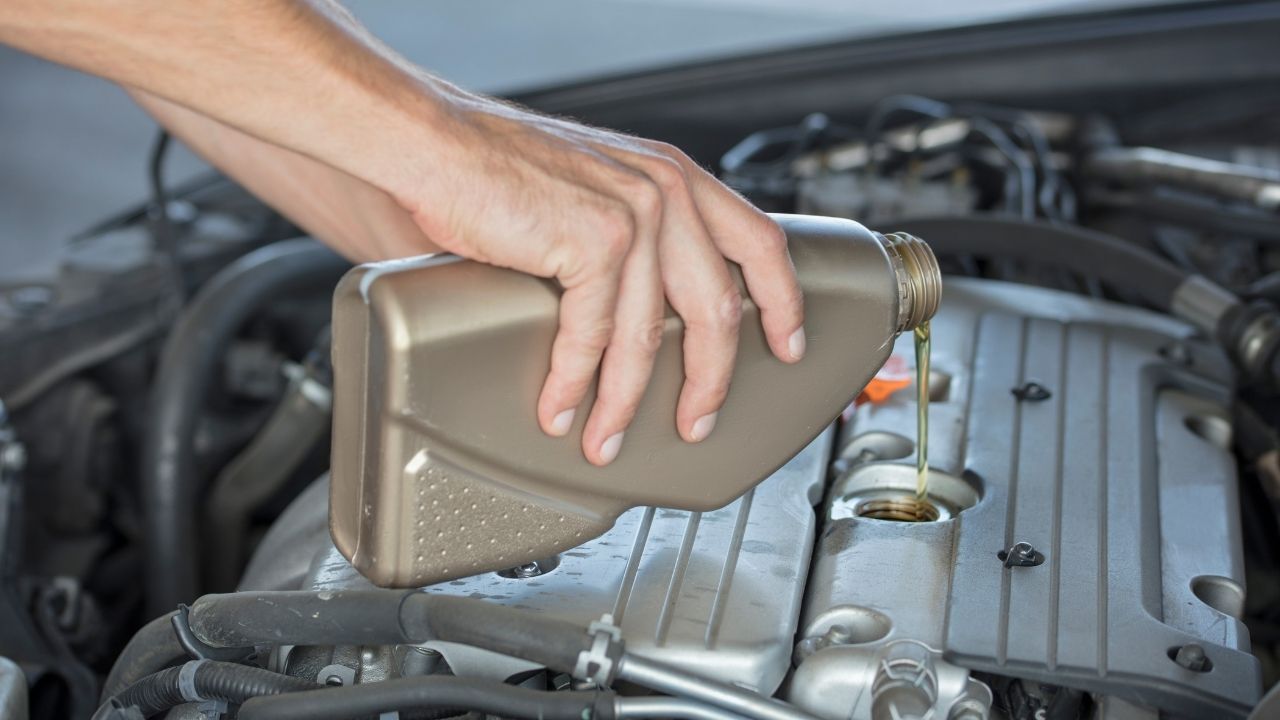 Difference of Synthetic Oil vs. Conventional Oil Dad Answers All