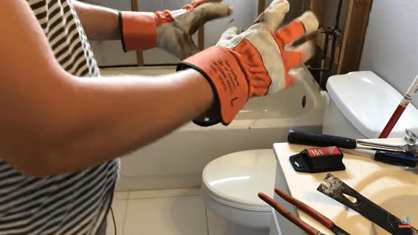 How to remove a bathtub and bathtub drain? Daddicated