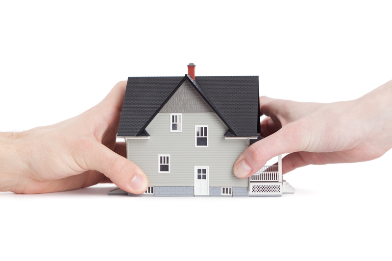 Negotiating Home Equity Buyouts And Refinancing In Divorce