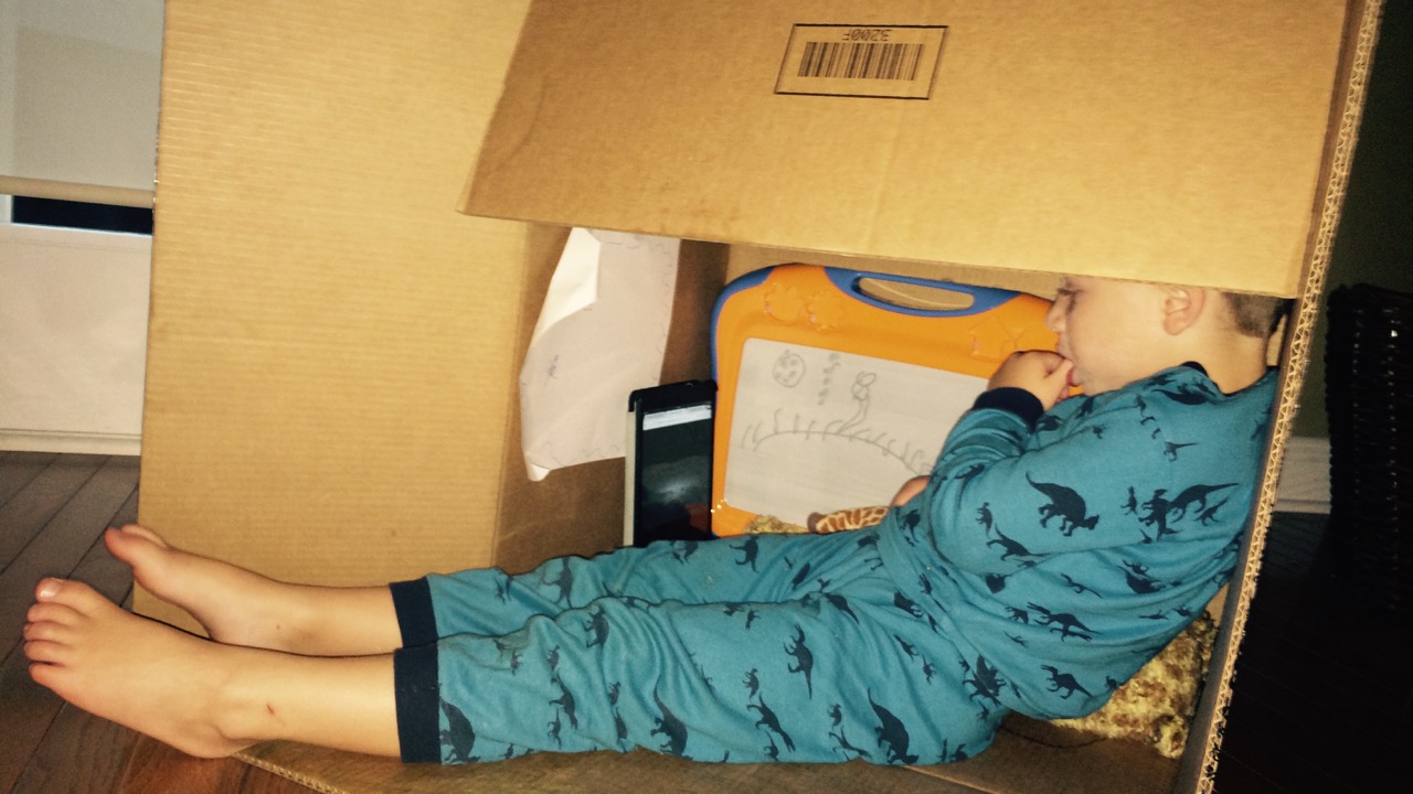 Don't throw away that box! Fun games with boxes