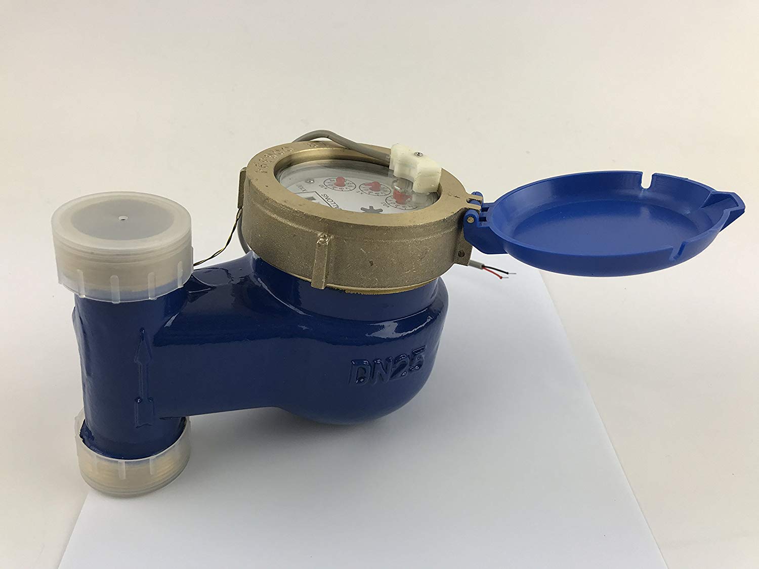 DAE V100P 1” Vertical Water Meter with Pulse Output, Measuring in
