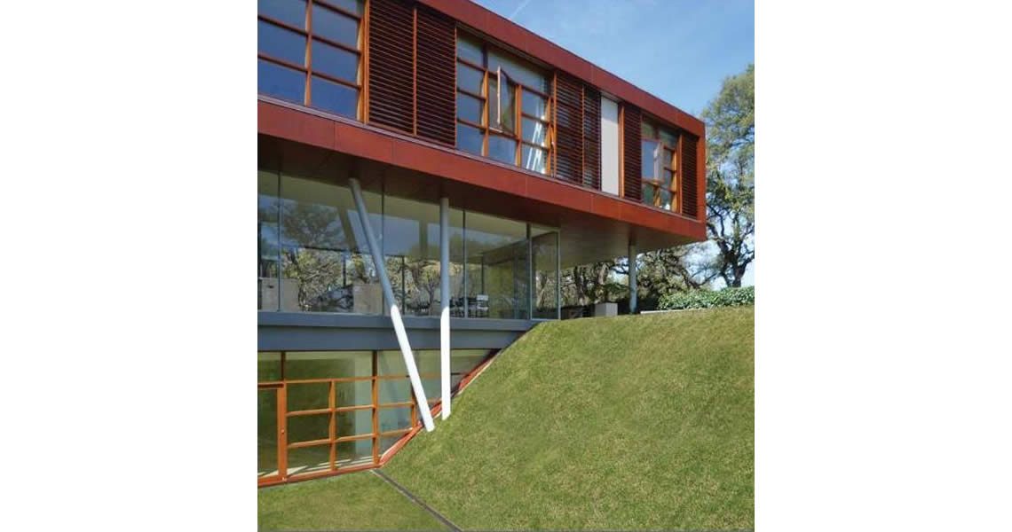 Floating Box House Austin, Texas Daedalus LLC