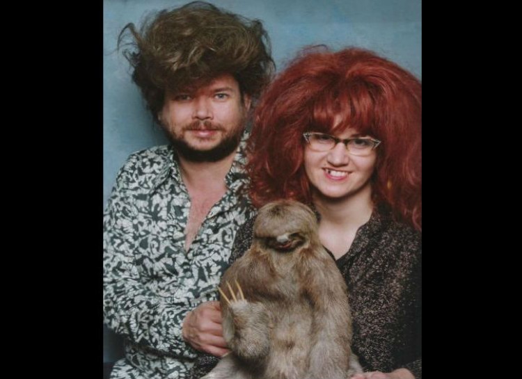 These Could Possibly Be The WORST Family Photos EVER!