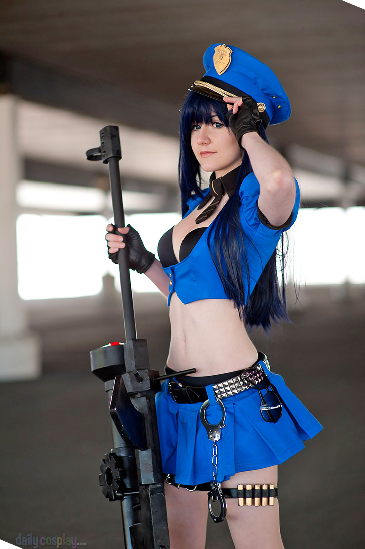 Officer Caitlyn from League of Legends Daily Cosplay