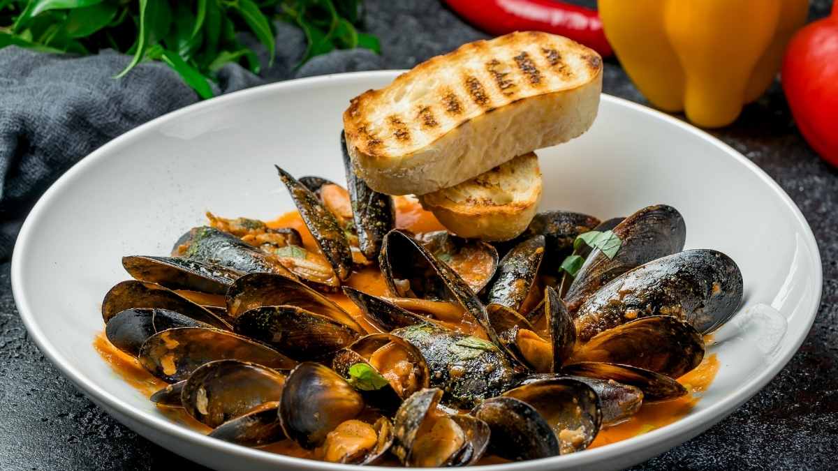 What Do Mussels Taste Like
