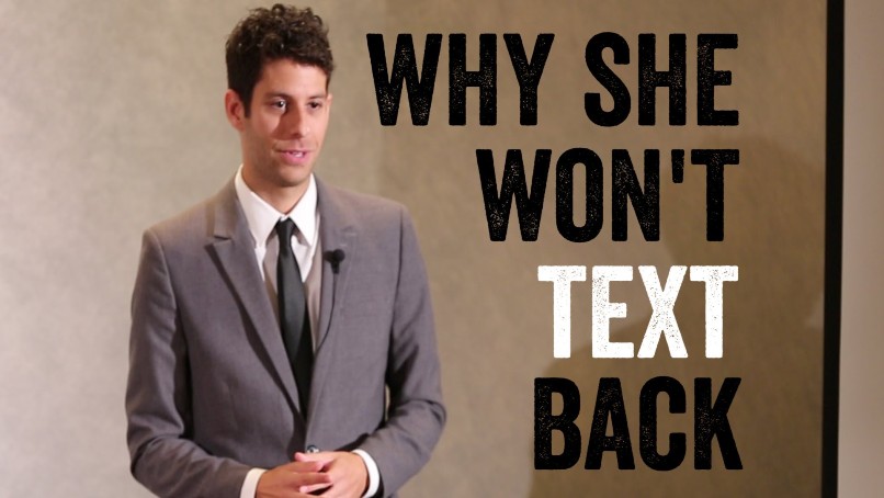 10 Reasons Why She Doesn't Call or Text You Back