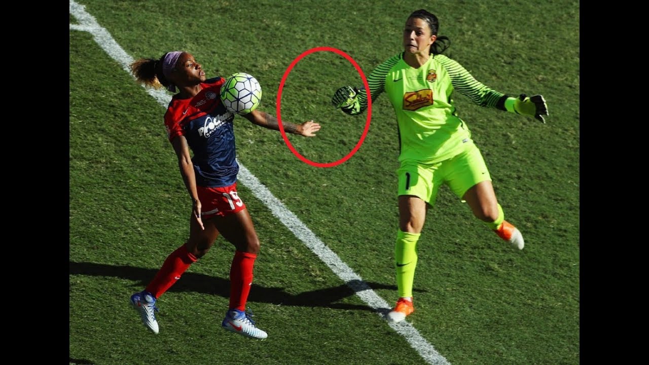 FAIL COMPILATION WOMEN'S FOOTBALL 2018 Daily Fail Compilation