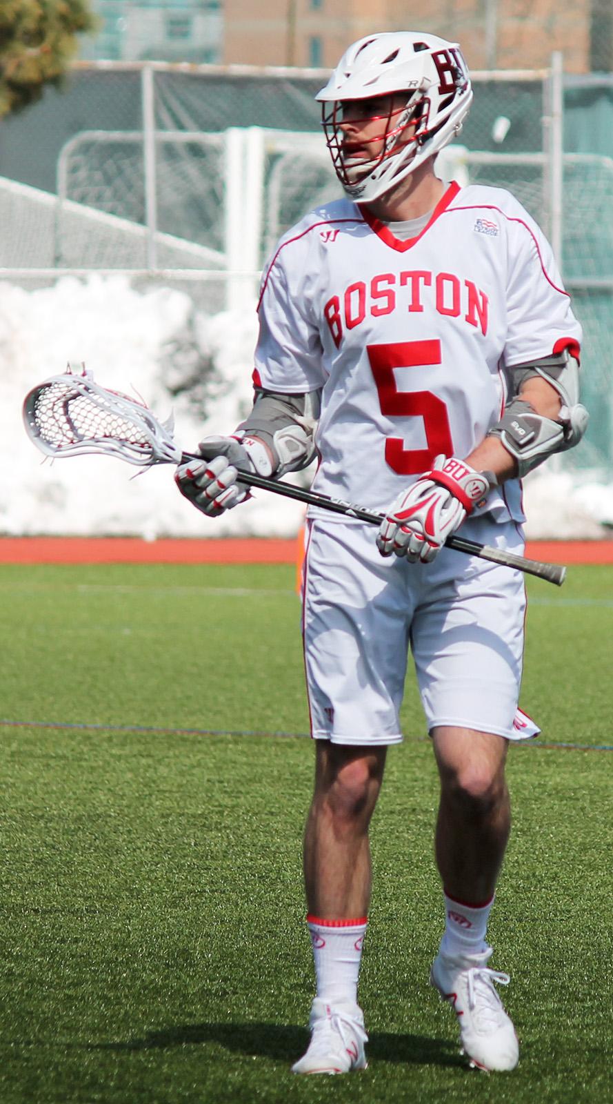 Dearth, Stucky lead men’s lacrosse overtime win over Loyola The Daily